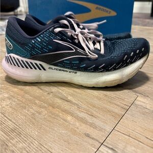 Brooks Women's Glycerin GTS - Navy and Lilac